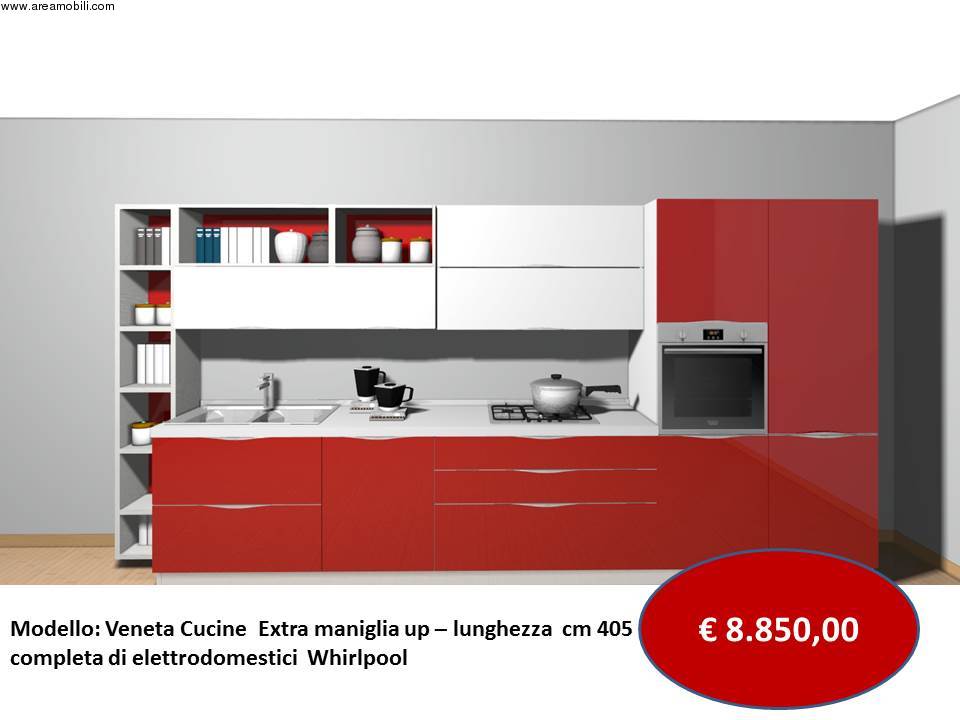 Veneta Cucine modello Extra con maniglia start up  costo Euro 8.580,00